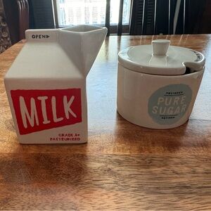 Kate spade for Lenox milk and sugar bowl set